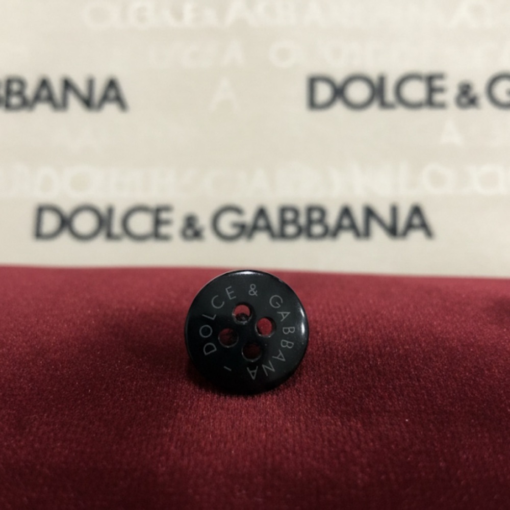New authentic Dolce & Gabbana luxury designer signature replacement button